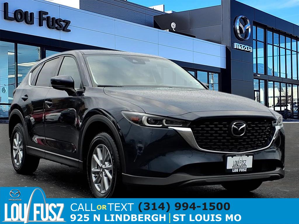 2023 Mazda CX-5 S Preferred package
