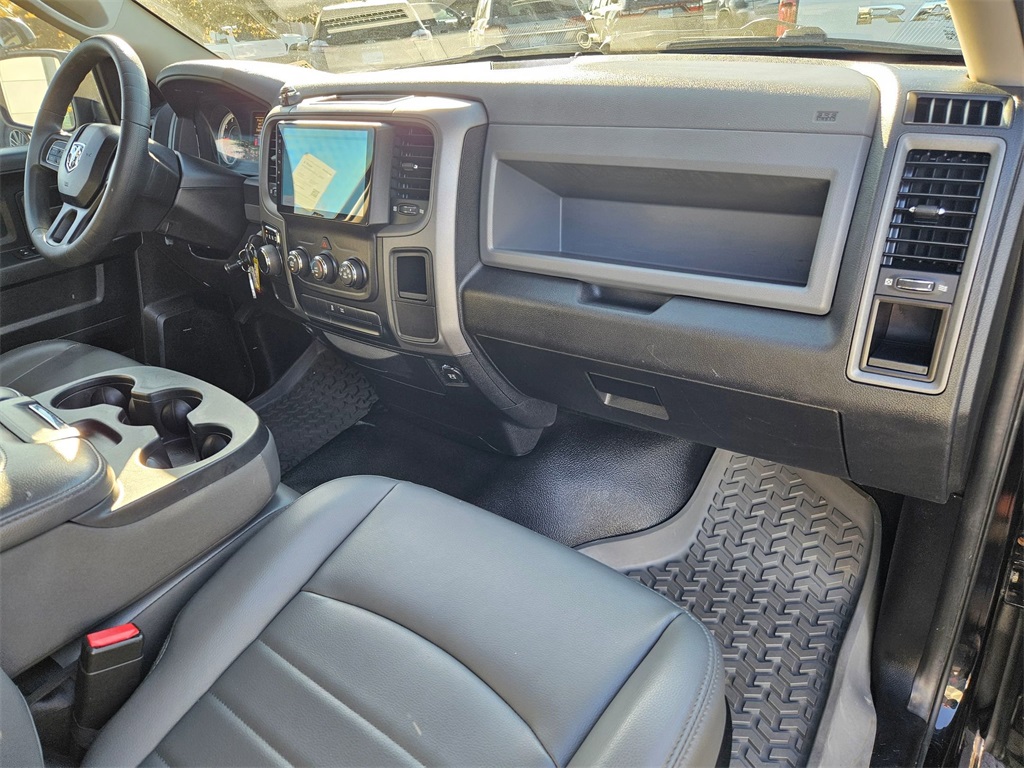2013 Ram 1500 Tradesman Express photo 34