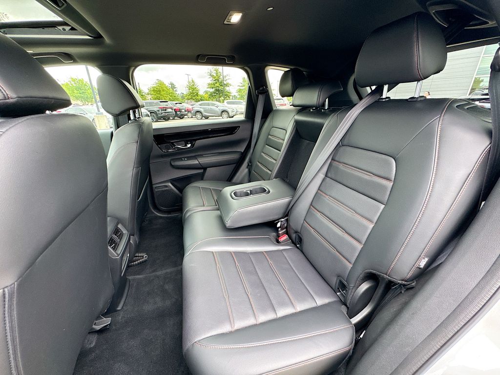 2024 Honda CR-V Hybrid Sport Touring photo 31