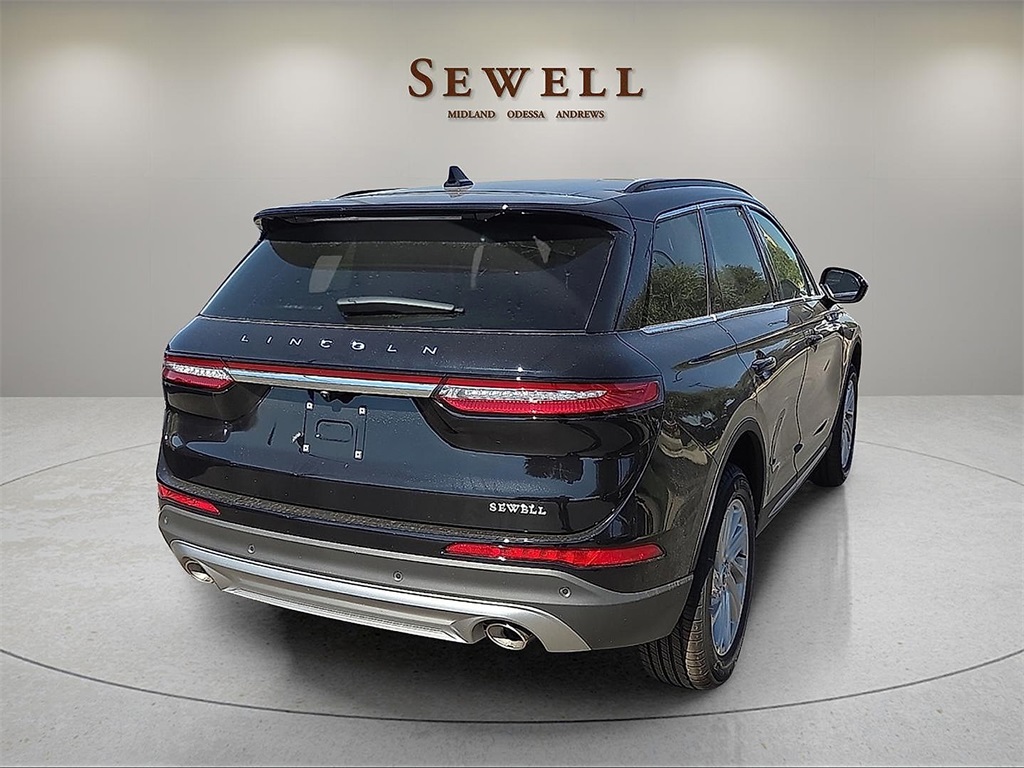 2026 Lincoln Corsair Premiere photo 4