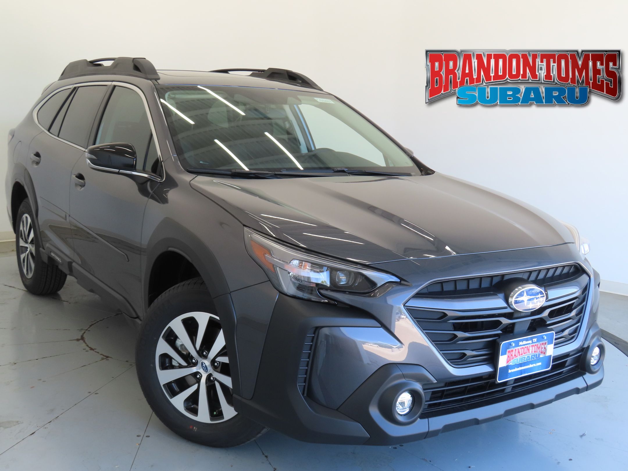 2025 Subaru Outback Premium's photo