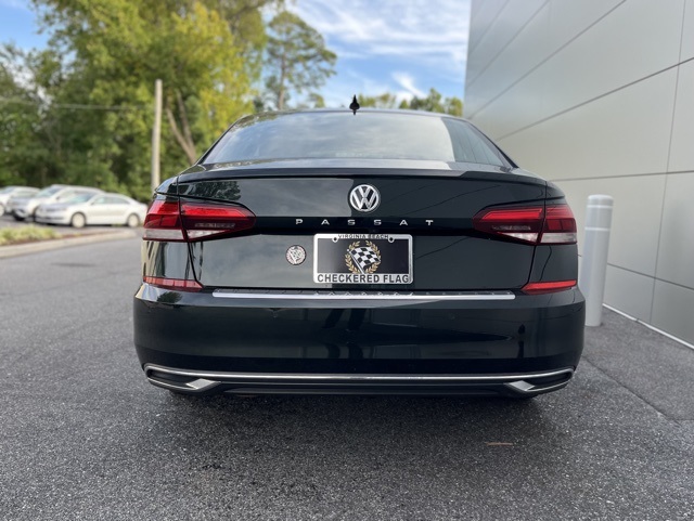 2022 Volkswagen Passat 2.0T Limited photo 18