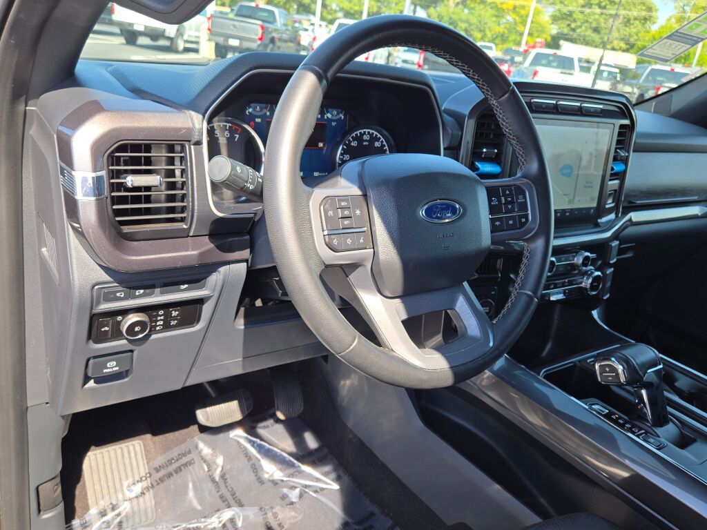 2023 Ford F-150 XLT photo 22