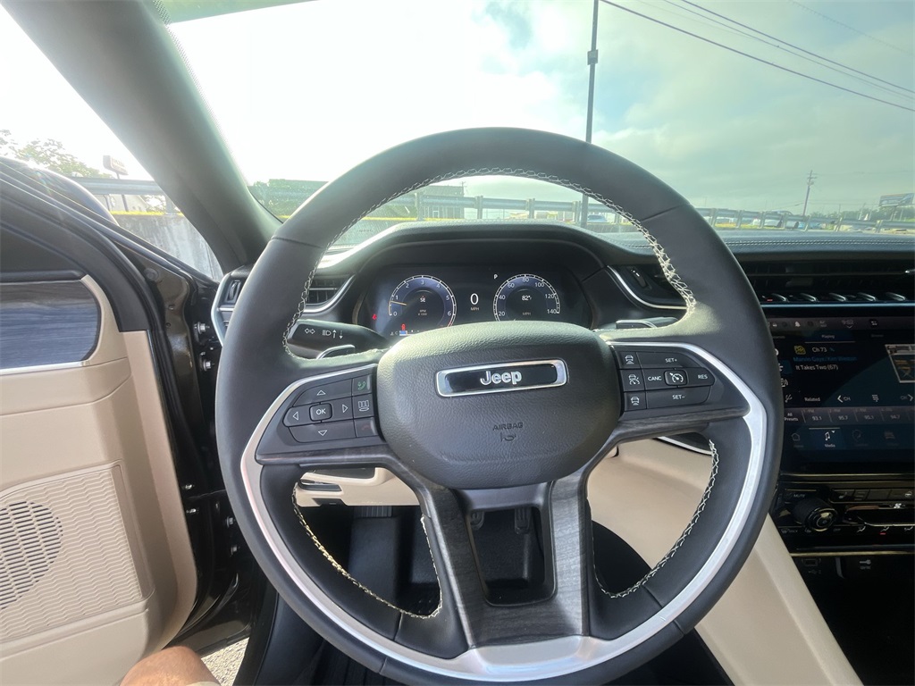 2024 Jeep Grand Cherokee Limited photo 11