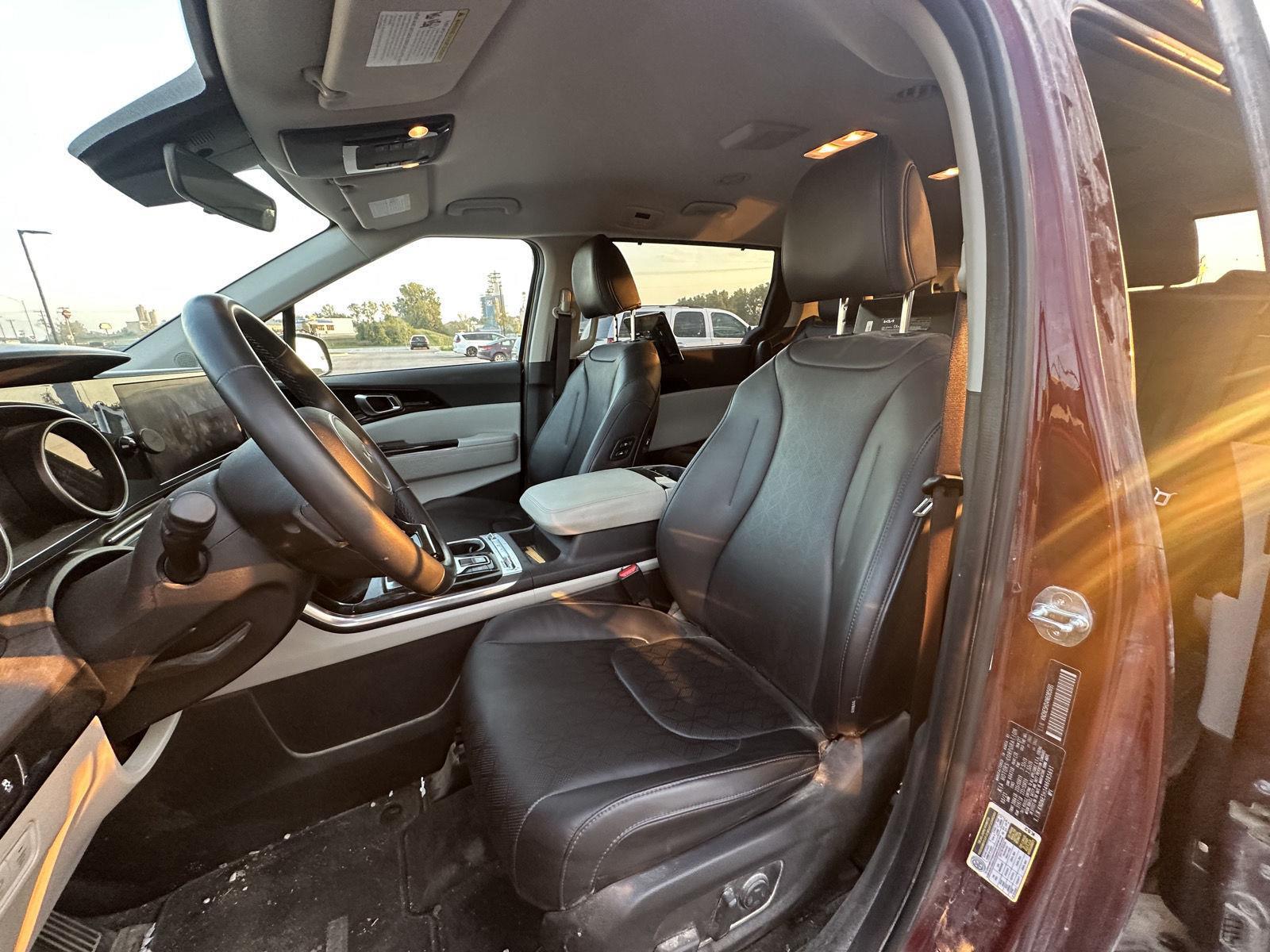 2022 Kia Carnival SX photo 10