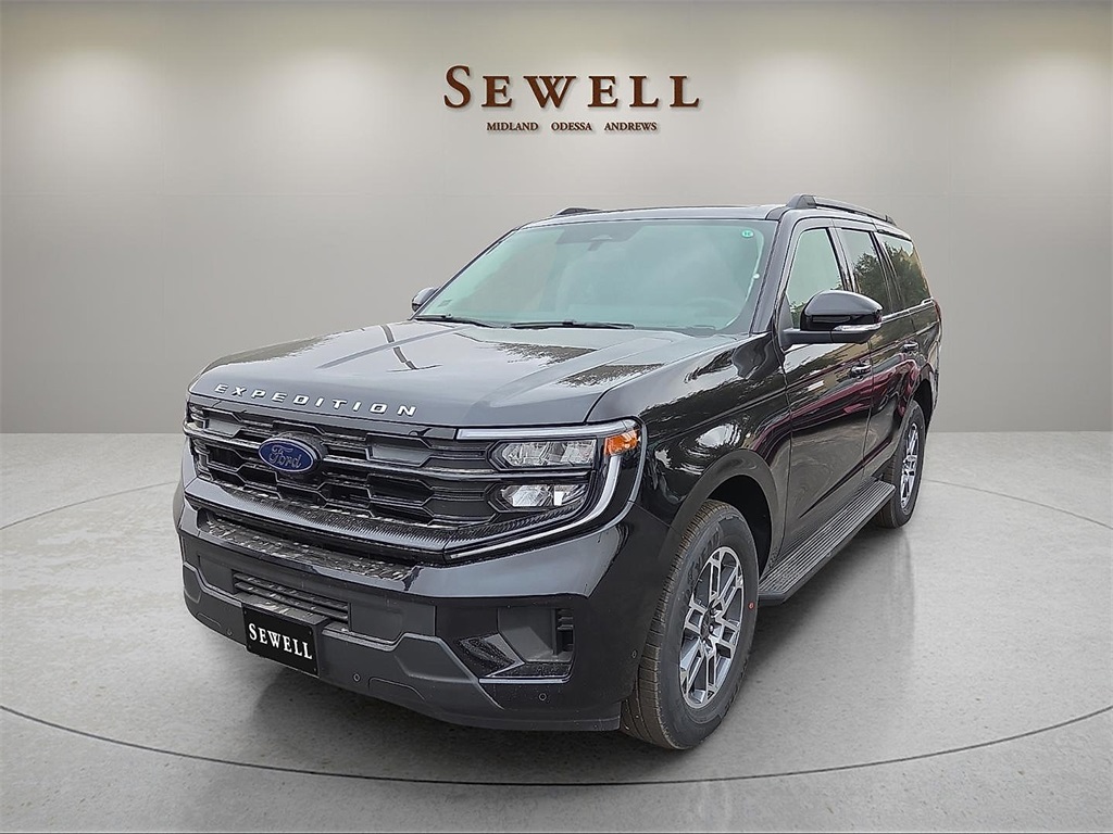 2025 Ford Expedition Active's photo