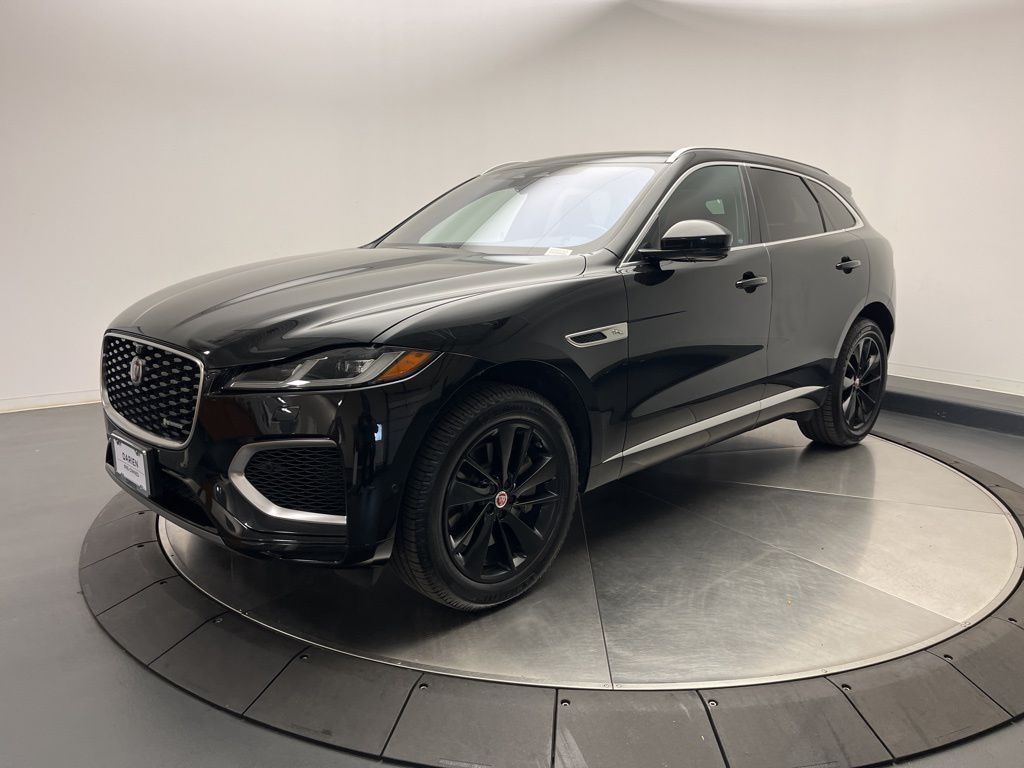 2021 Jaguar F-Pace R-Dynamic S's photo