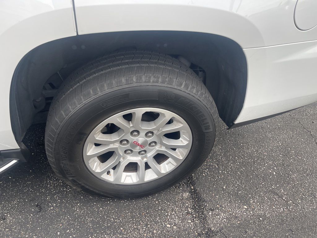 2019 Gmc Yukon SLT photo 24