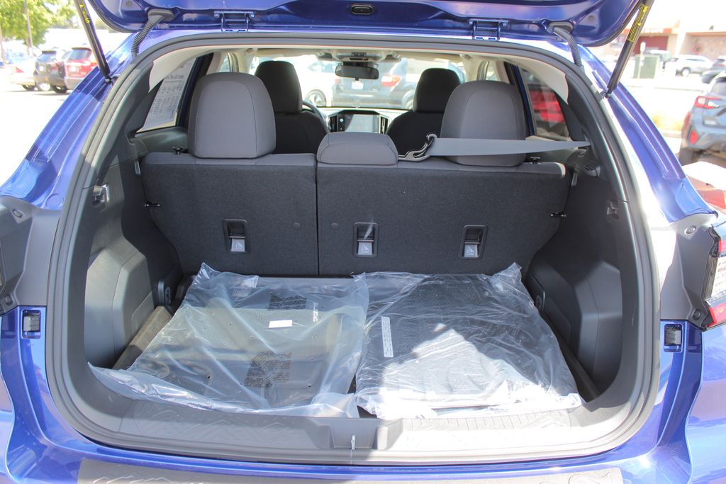 2025 Subaru Crosstrek Premium photo 8