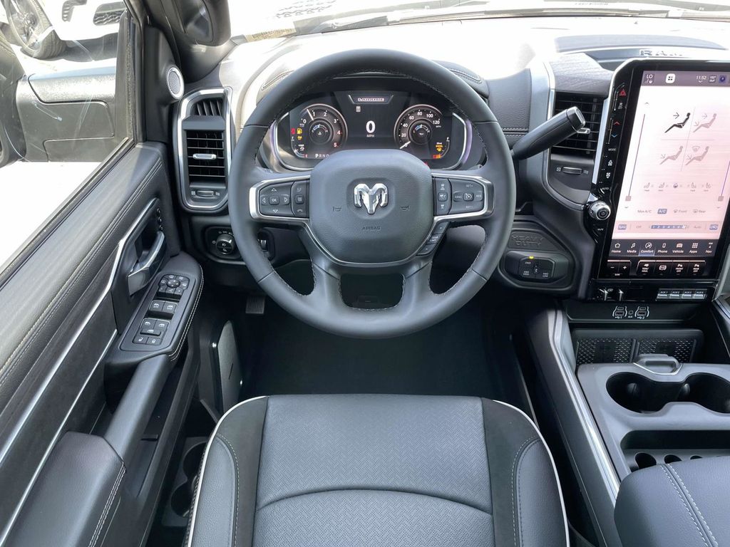 2025 Ram 2500 Laramie photo 18