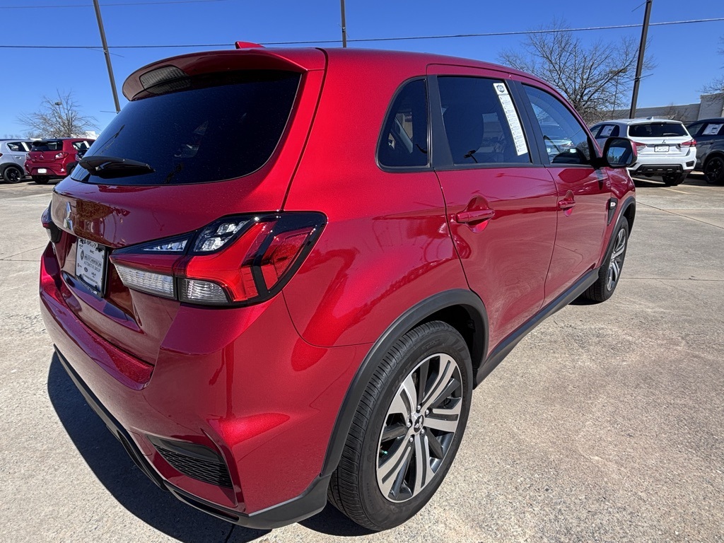 2024 Mitsubishi Outlander Sport ES photo 4