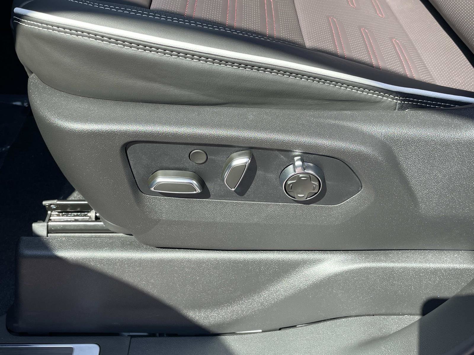 2026 Gmc Sierra 1500 AT4X photo 18