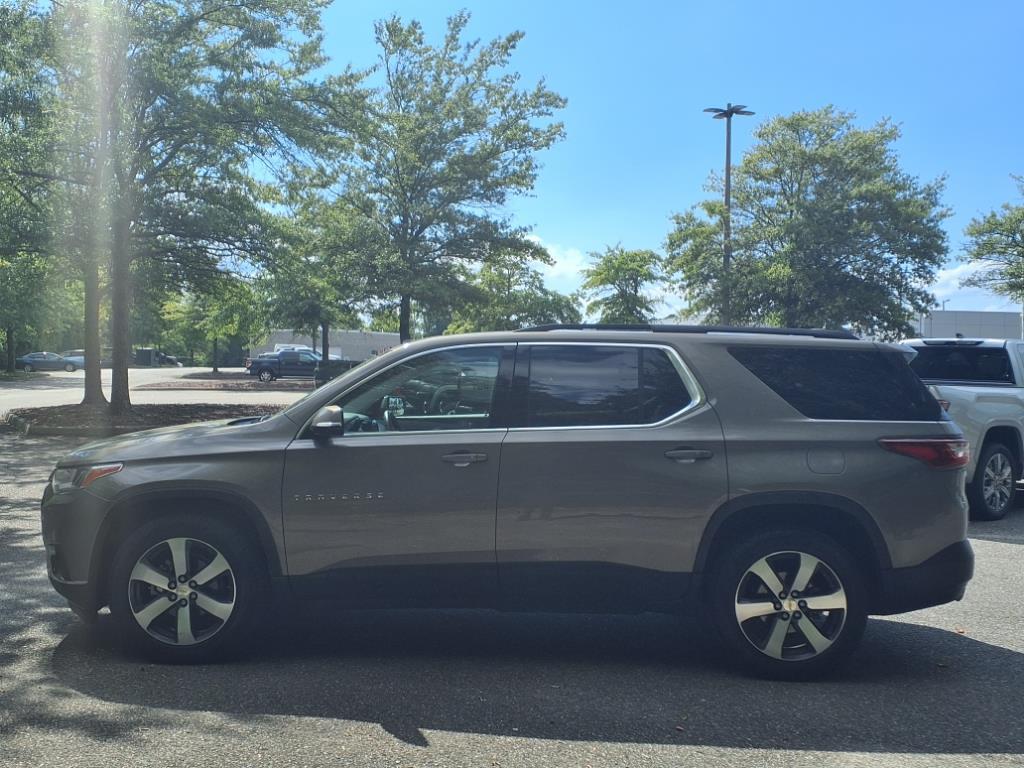 2019 Chevrolet Traverse Leather photo 2