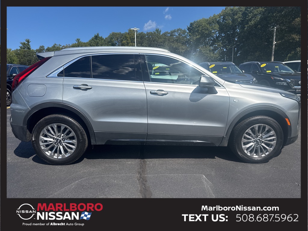 2025 Cadillac XT4 Premium Luxury photo 8