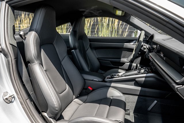 2025 Porsche 911 S photo 26