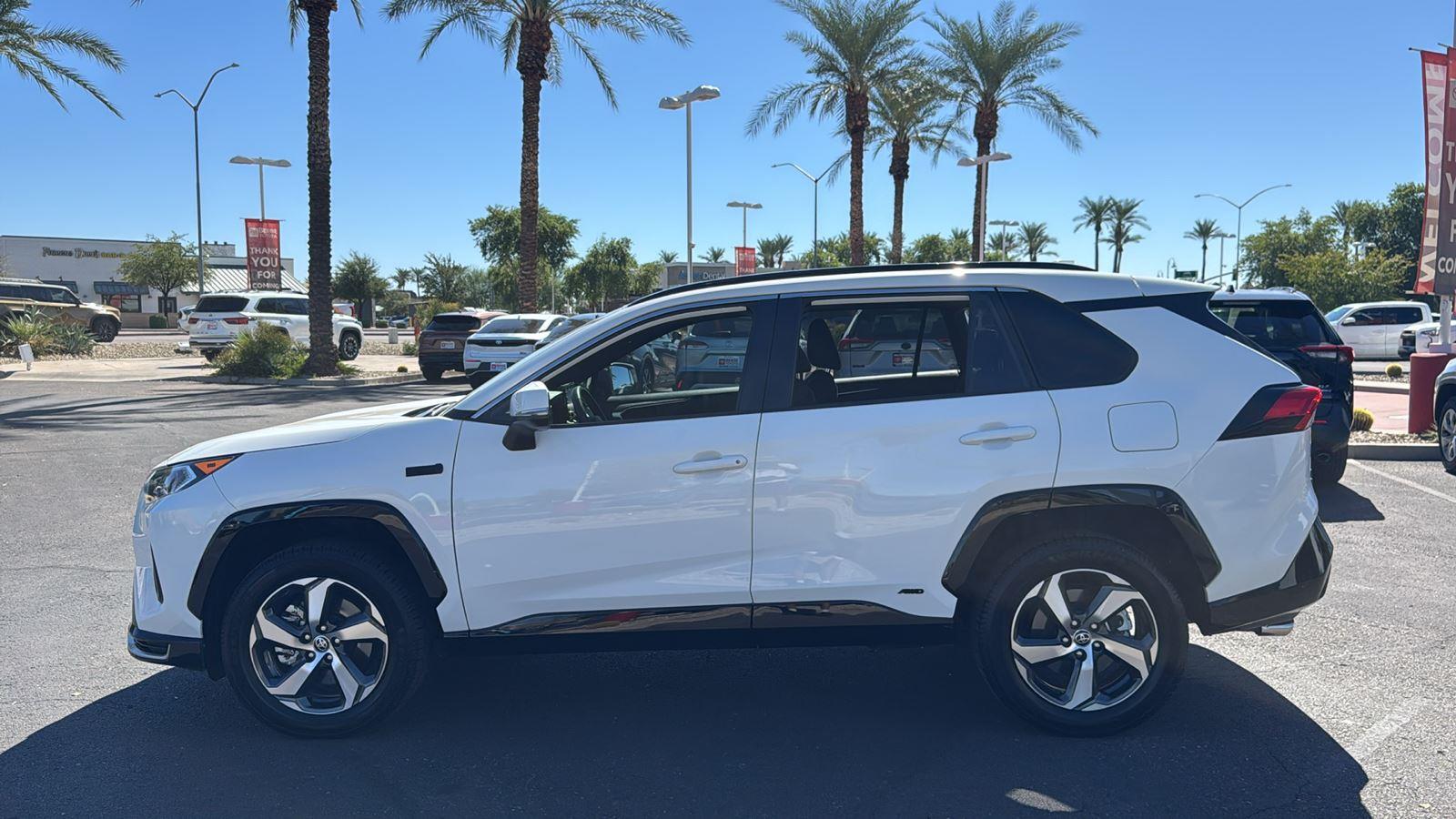 2021 Toyota RAV4 Prime XLE Premium photo 2