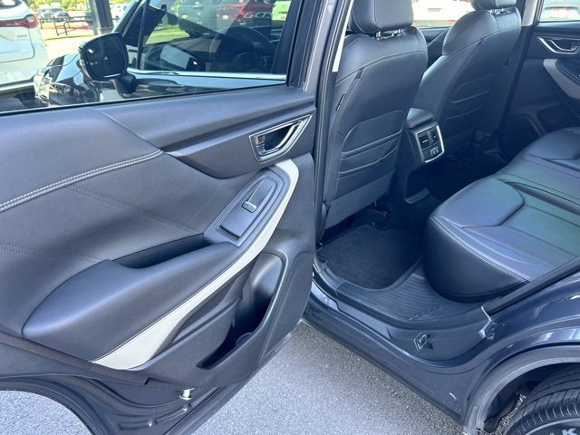 2022 Subaru Forester Limited photo 23