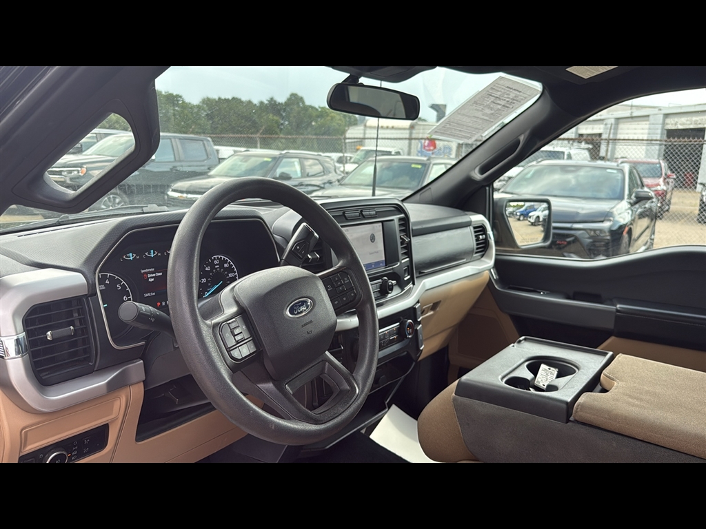 2023 Ford F-150 XL photo 8