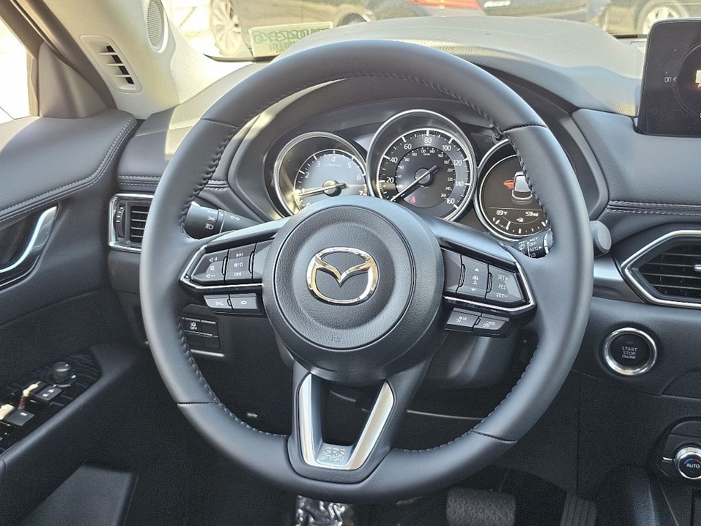2025 Mazda CX-5 2.5 Select photo 28