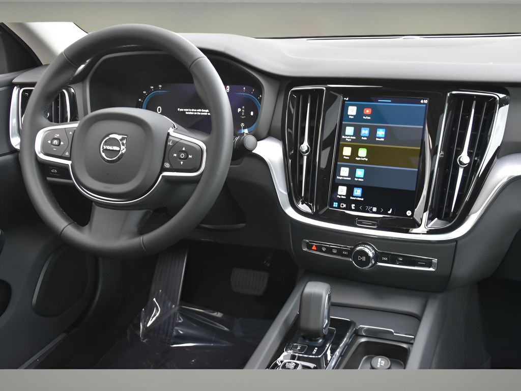 2024 Volvo S60 B5 Core photo 15