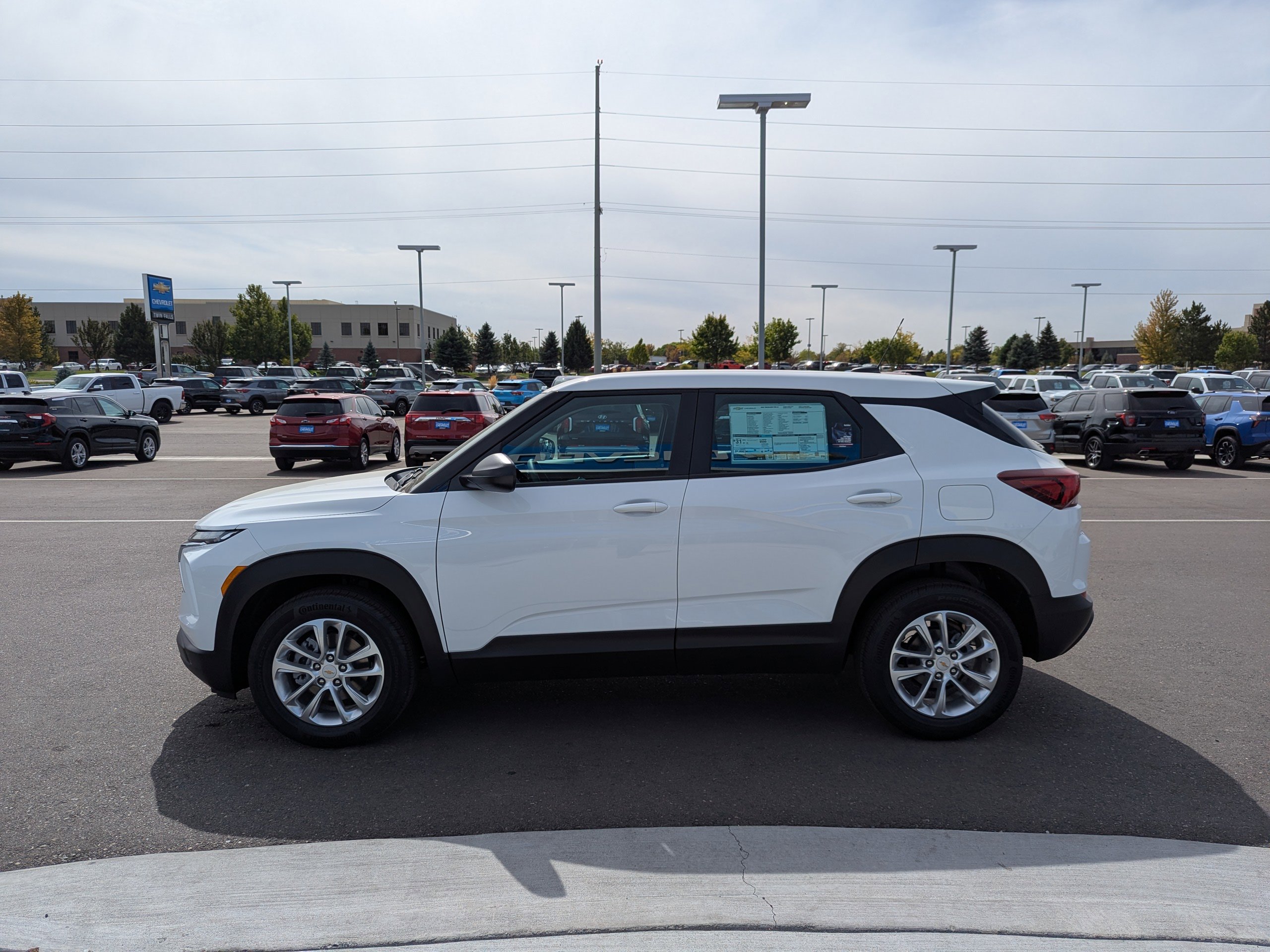 2026 Chevrolet Trailblazer LS photo 6