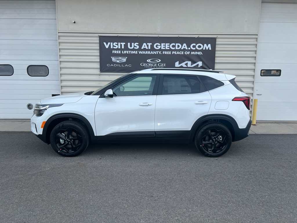 2026 Kia Seltos EX photo 2