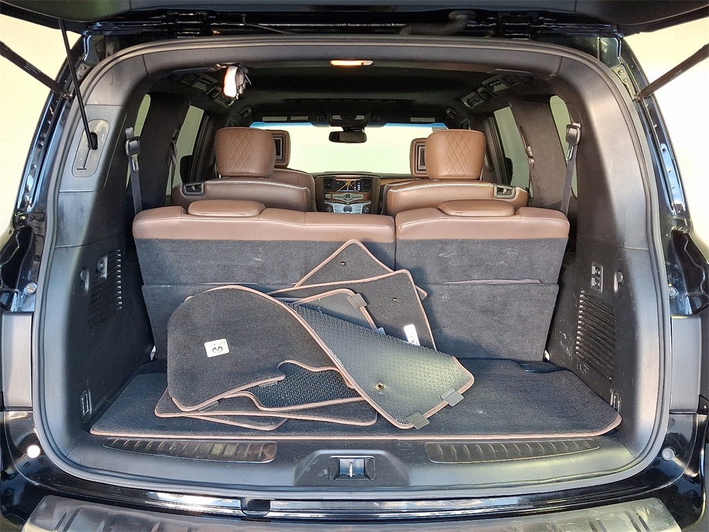 2015 Infiniti QX80 Limited photo 29