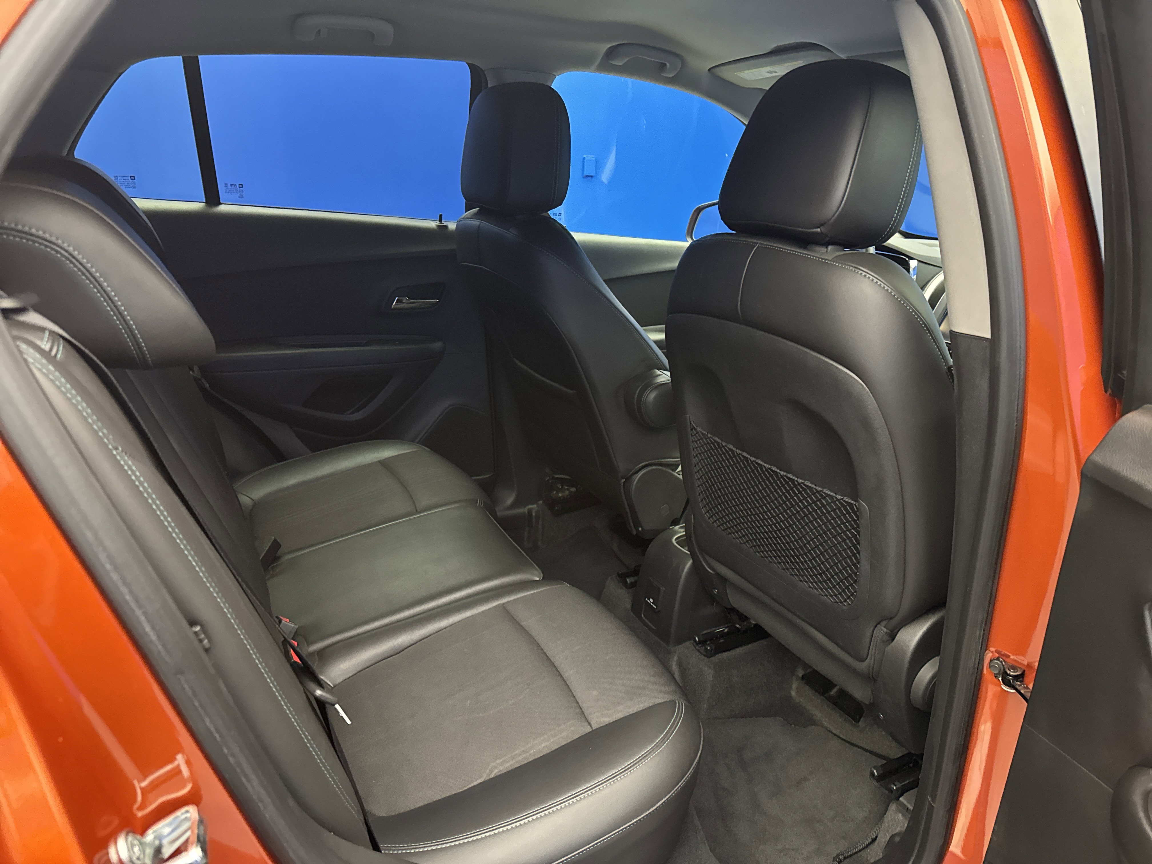 2015 Chevrolet Trax LT photo 2