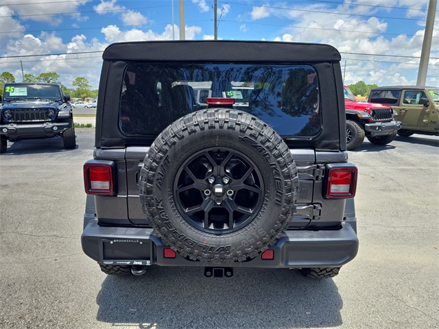 2025 Jeep Wrangler Willys photo 5