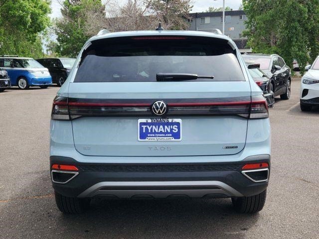 2025 Volkswagen Taos SE photo 4