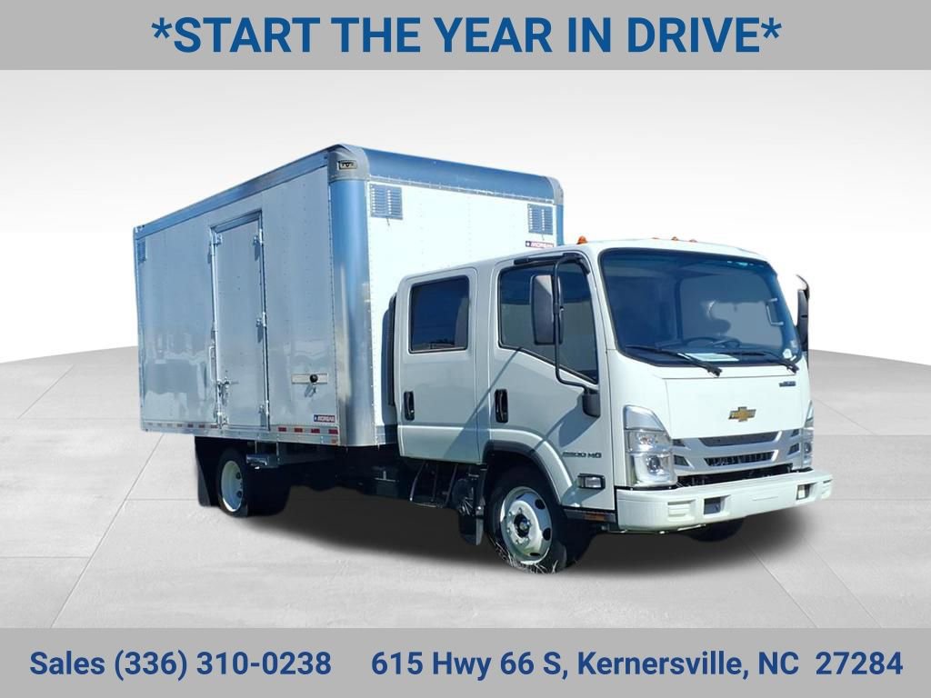 2024 Chevrolet Low Cab Forward Base's photo