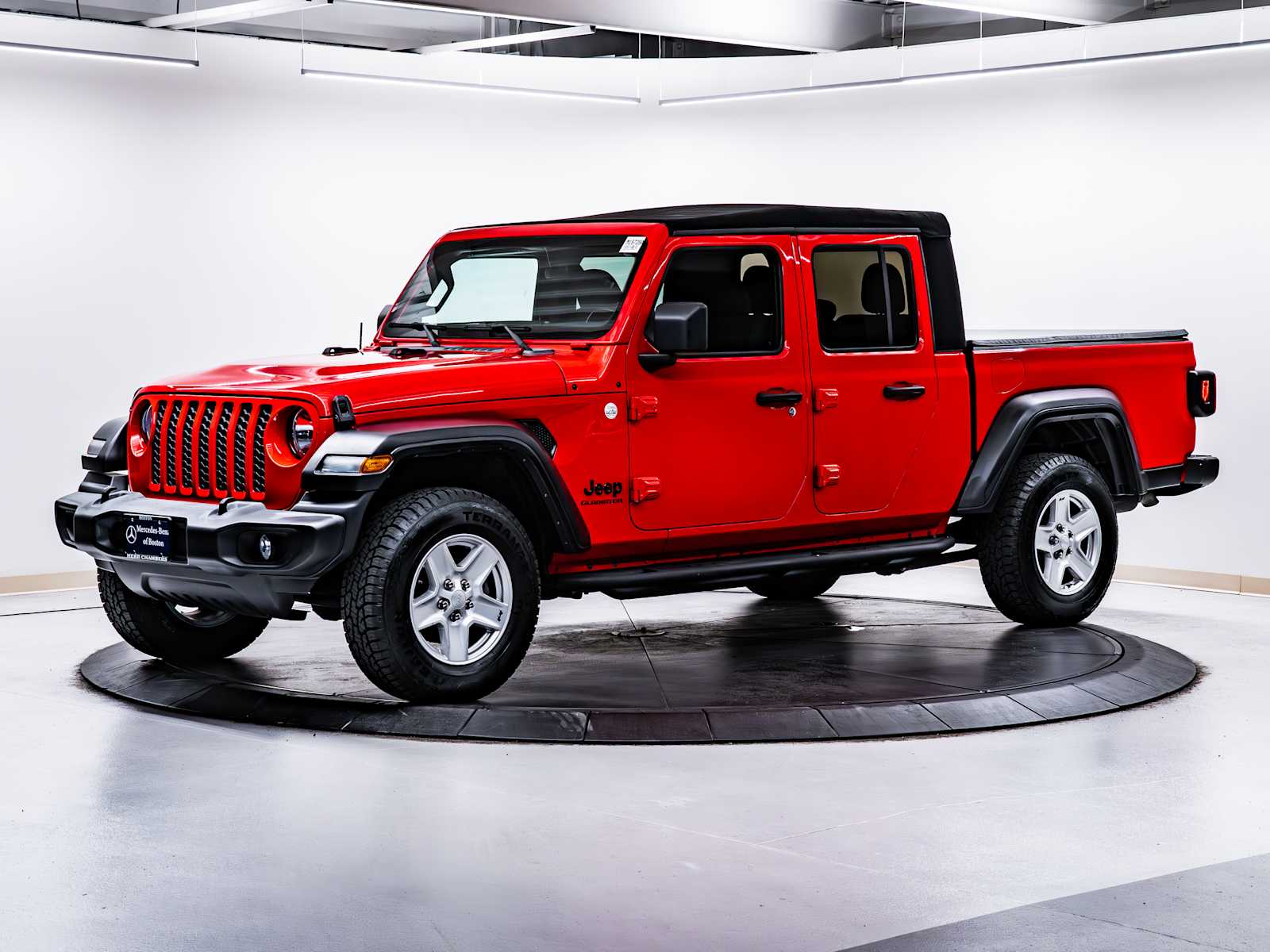 Image of Pre-Owned 2020 Jeep Gladiator Sport
