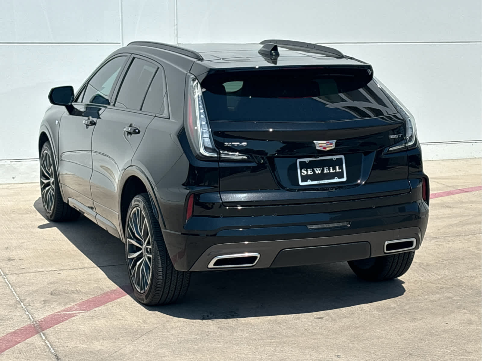 2024 Cadillac XT4 Sport photo 6
