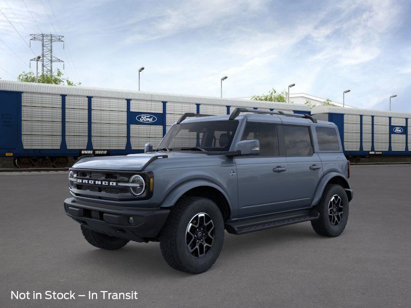 2025 Ford Bronco 4-Door Outer Banks's photo