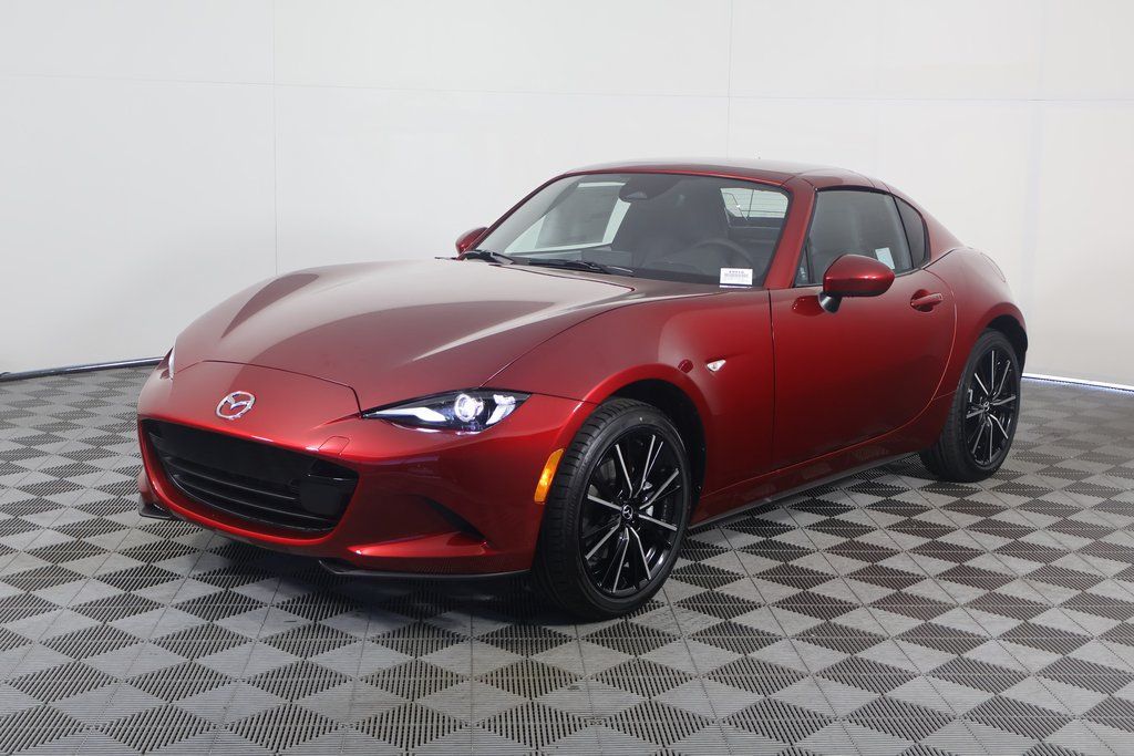 2025 Mazda MX-5 Miata RF Grand Touring's photo