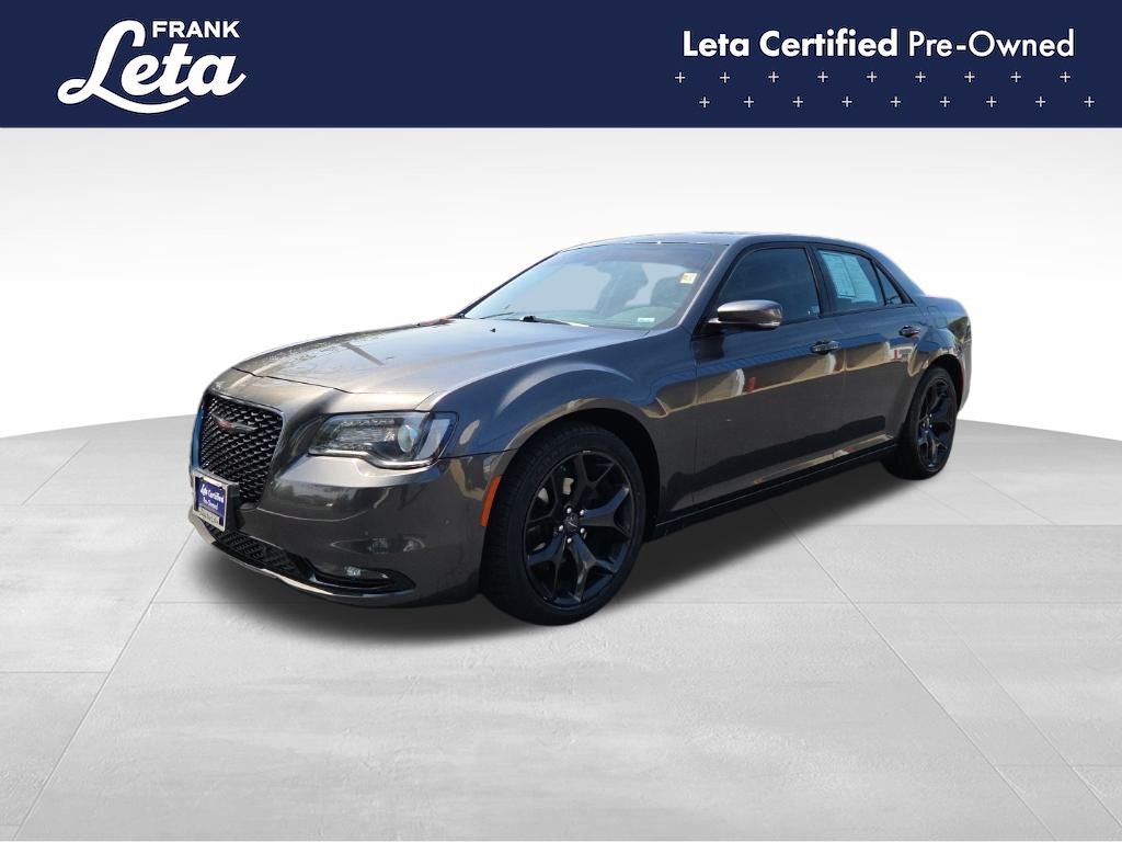 2022 Chrysler 300 S's photo