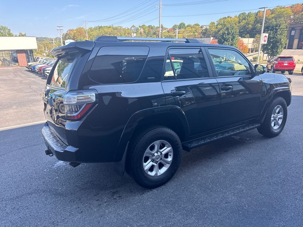 2020 Toyota 4Runner SR5 Premium photo 5
