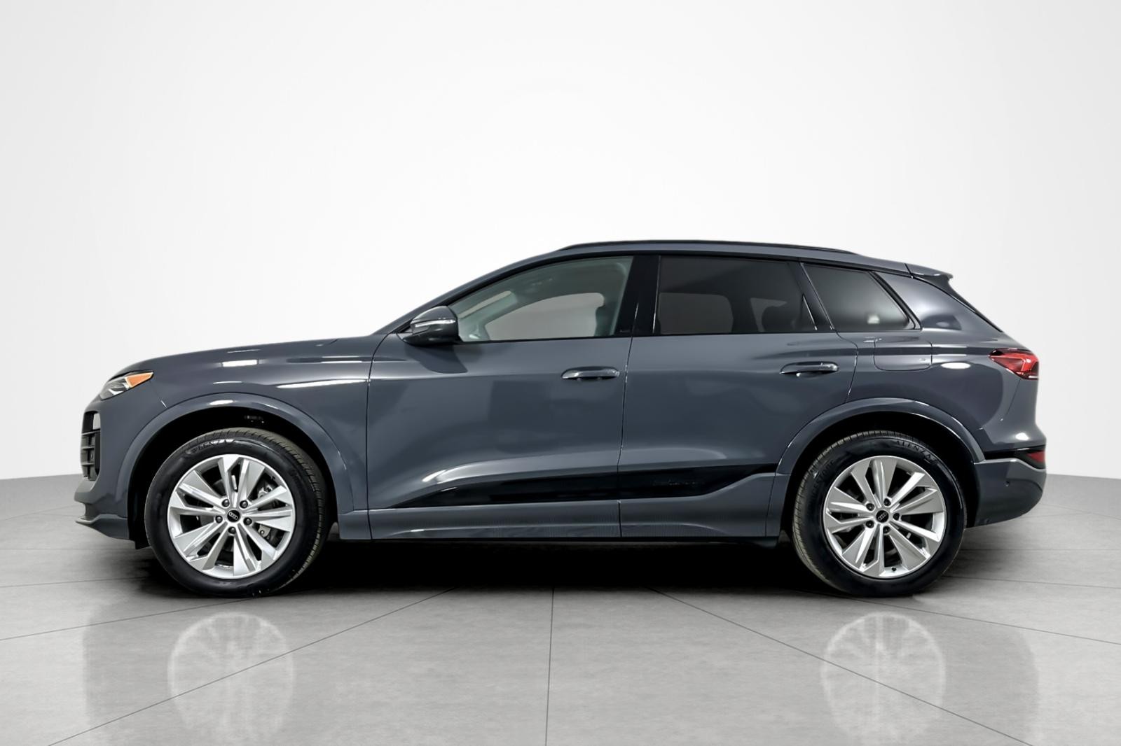 Used 2025 Audi Q6 e-tron Premium with VIN WA112BGF7SA014540 for sale in Beverly Hills, CA