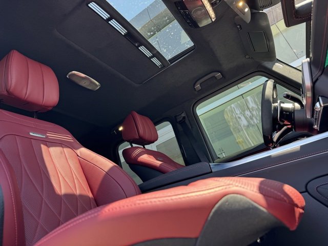 2025 Mercedes Benz G AMG 63 photo 9