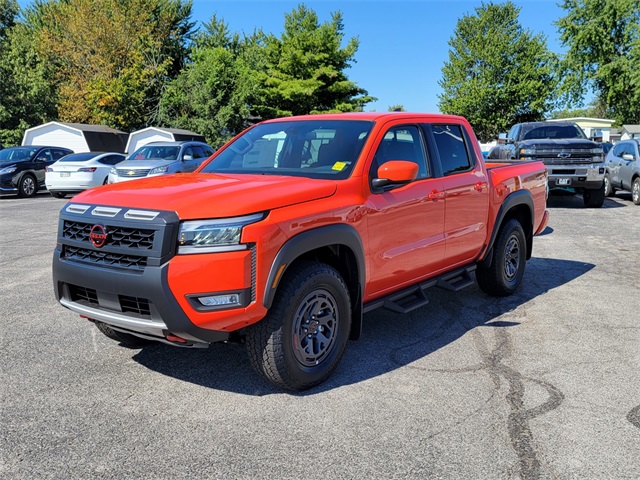 2025 Nissan Frontier PRO-4X photo 8