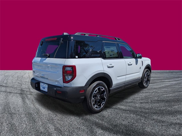 2025 Ford Bronco Sport Outer Banks photo 4