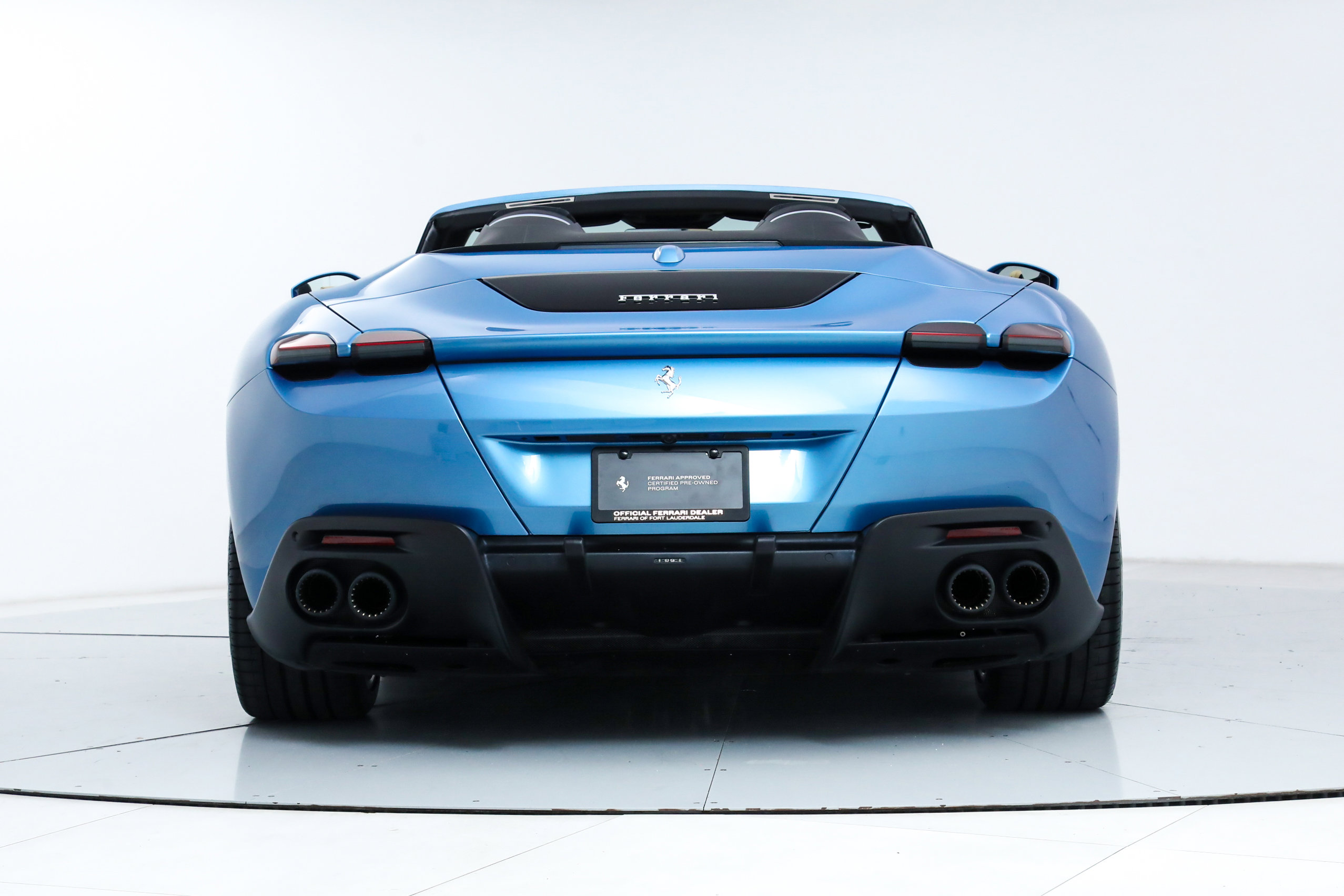 2025 Ferrari Roma Spider photo 9