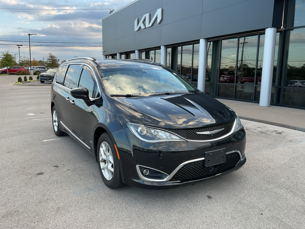 2018 Chrysler Pacifica Touring L Plus