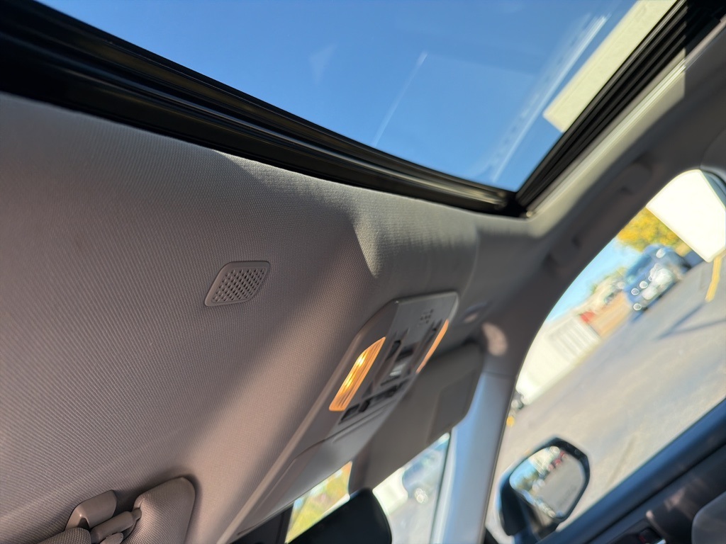 2020 Toyota Highlander XLE photo 4