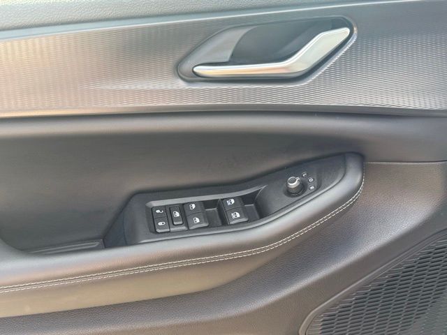 2023 Jeep Grand Cherokee Altitude X photo 3