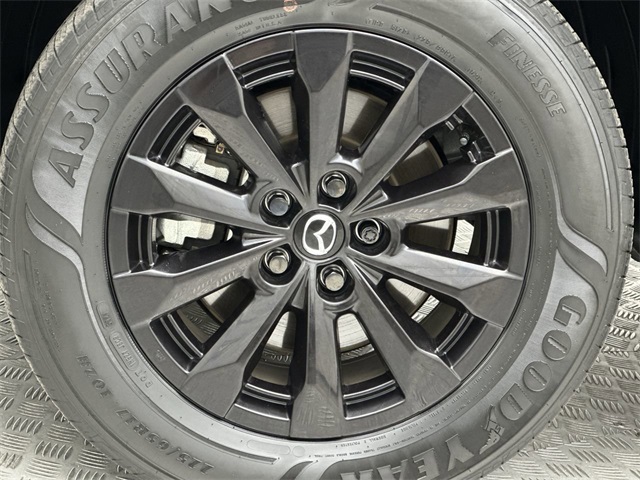 2025 Mazda CX-50 Premium photo 2