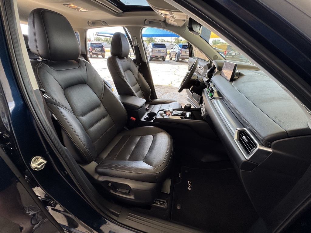 2023 Mazda CX-5 2.5 S Preferred photo 24