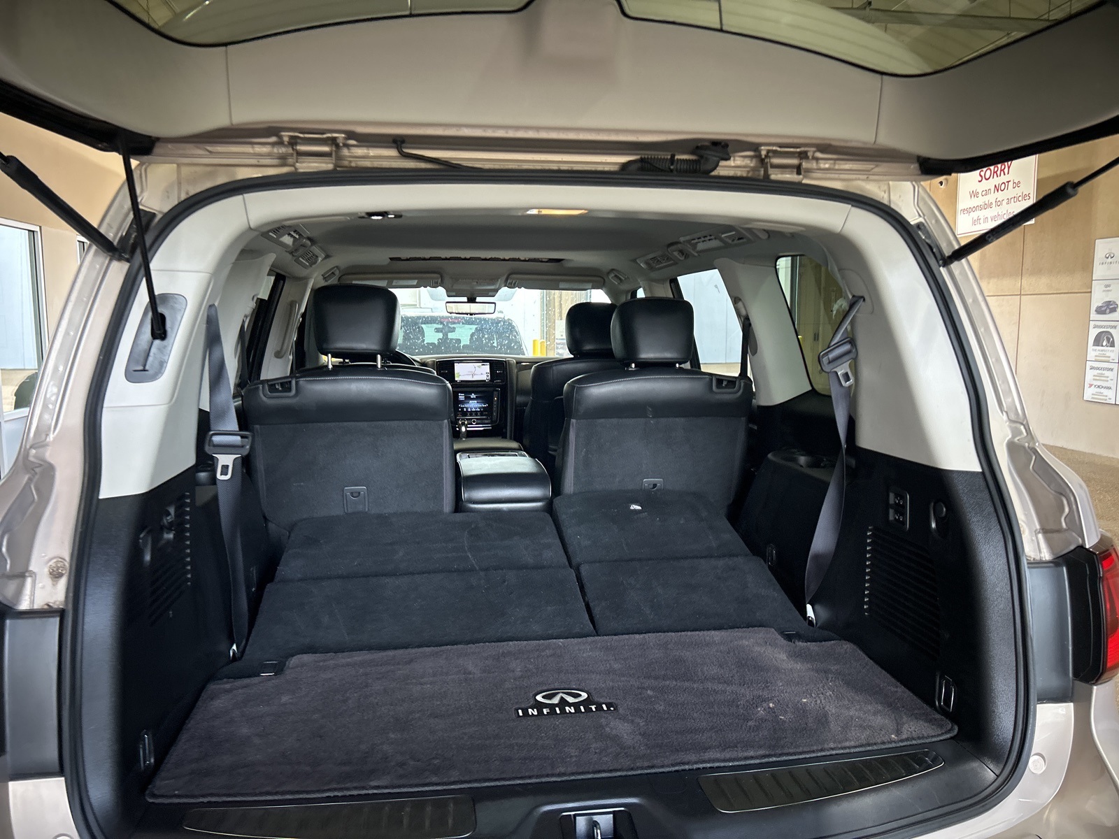 2021 Infiniti QX80 Luxe photo 46