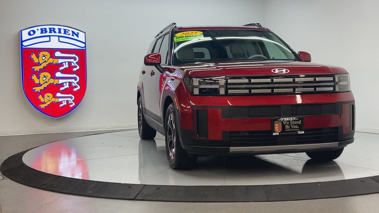 2025 Hyundai Santa Fe SEL photo 2