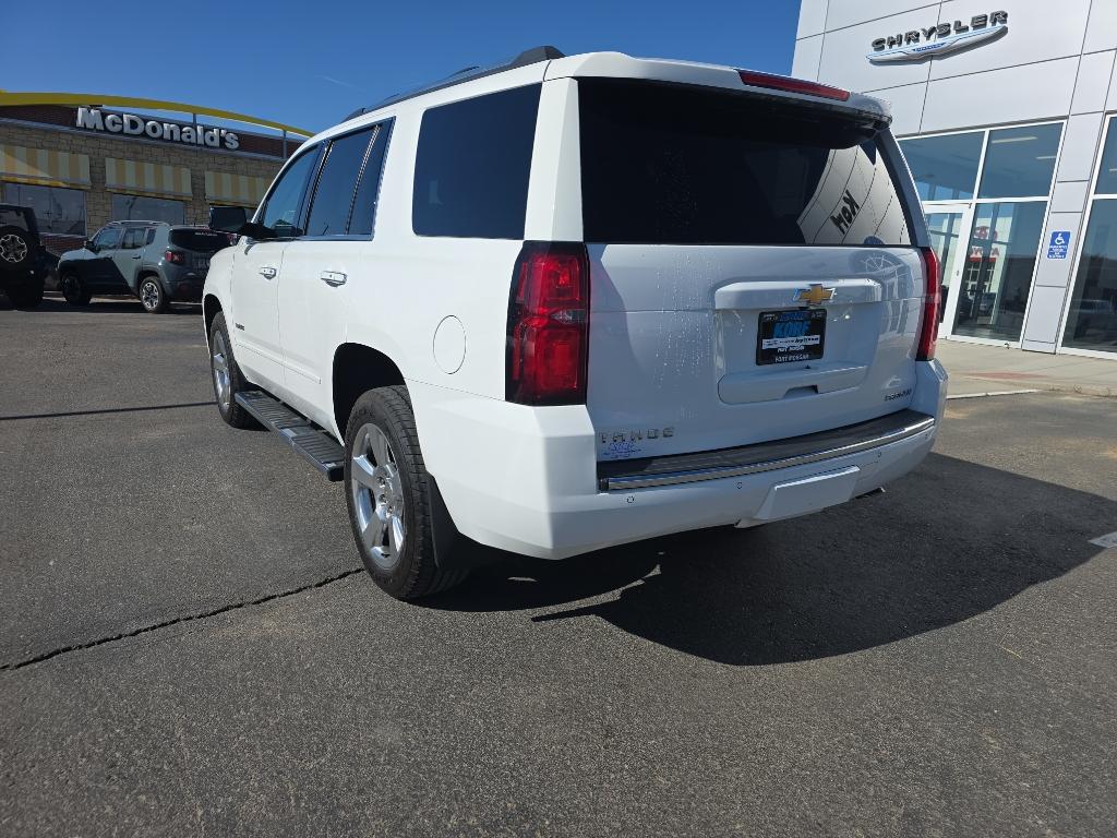 2019 Chevrolet Tahoe Premier photo 3
